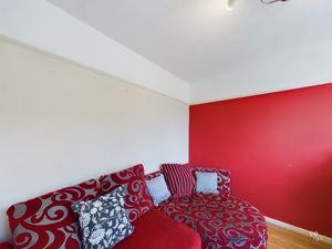 living room - click for photo gallery